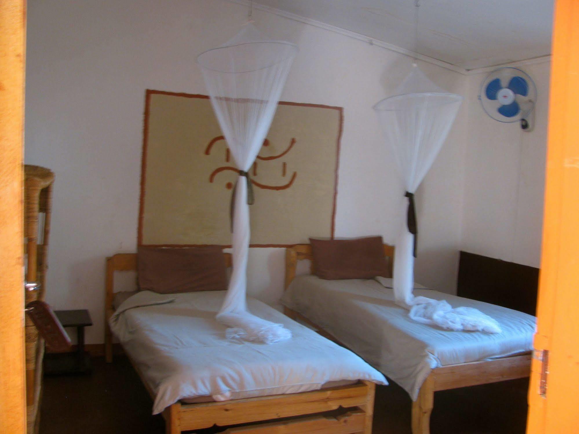 Madidi Lodge Lilongüe Exterior foto